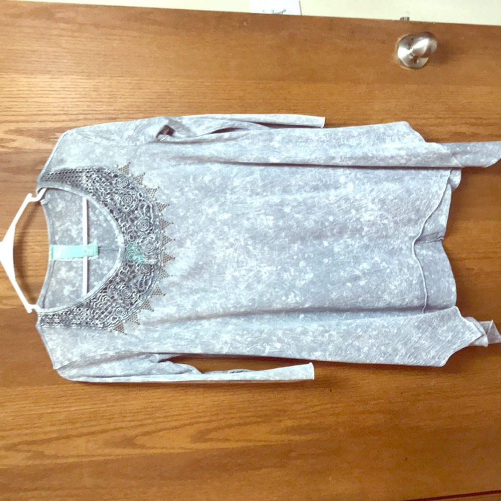 3/4 sleeve super soft shirt